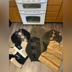 Jantzen Men's Sweaters - Multicolor Collection